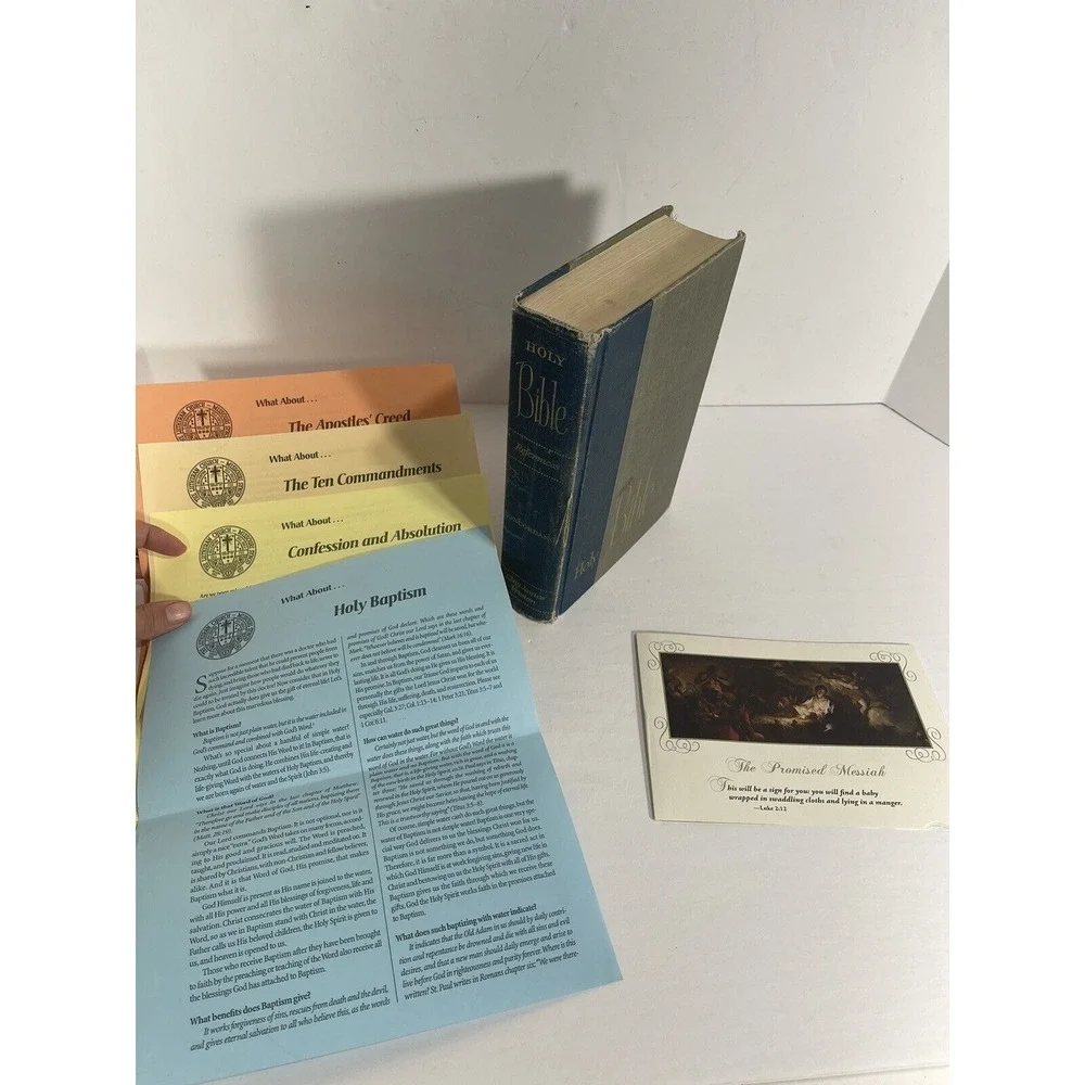 Holy Bible Reference Edition King James Version w/ Concordance + Bonus Religious